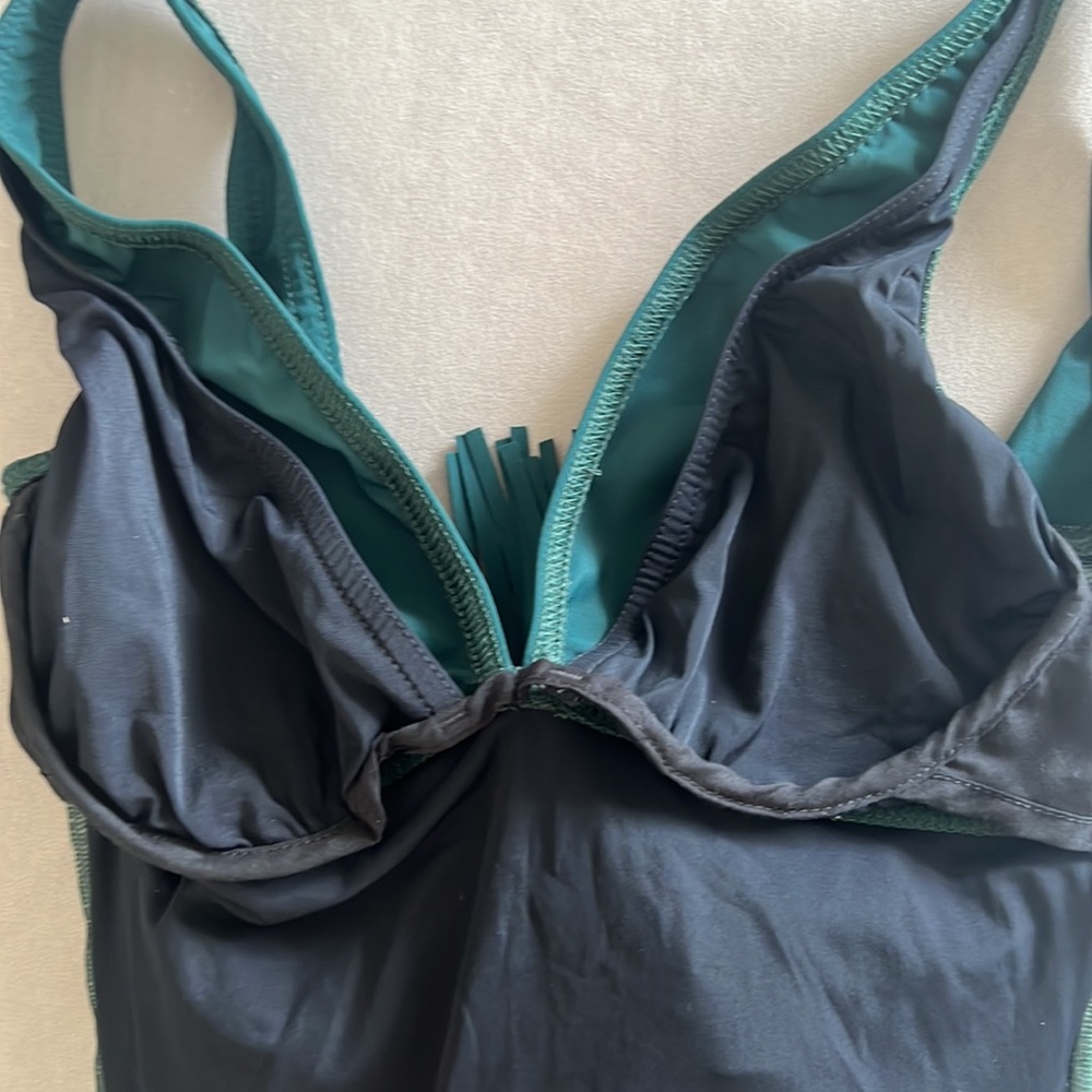 KARLA COLLETTO Fresco Fringe v-neck One-piece in Spruce Green color size 6 - Picture 5 of 7
